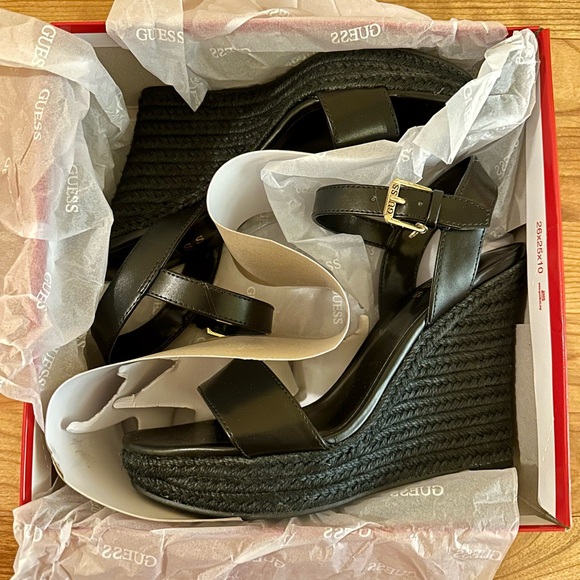 Guess Espadrille Wedges Black Size 8.5 New - Picture 1 of 6